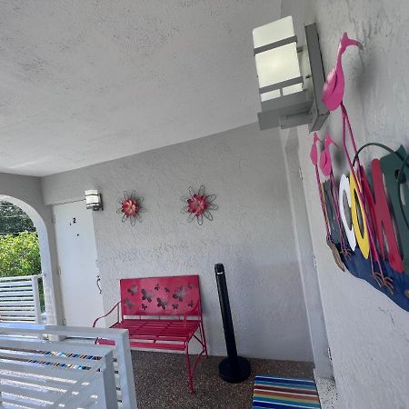 Stylish 2 Bedrooms Apartment By Miami International Airport Ngoại thất bức ảnh