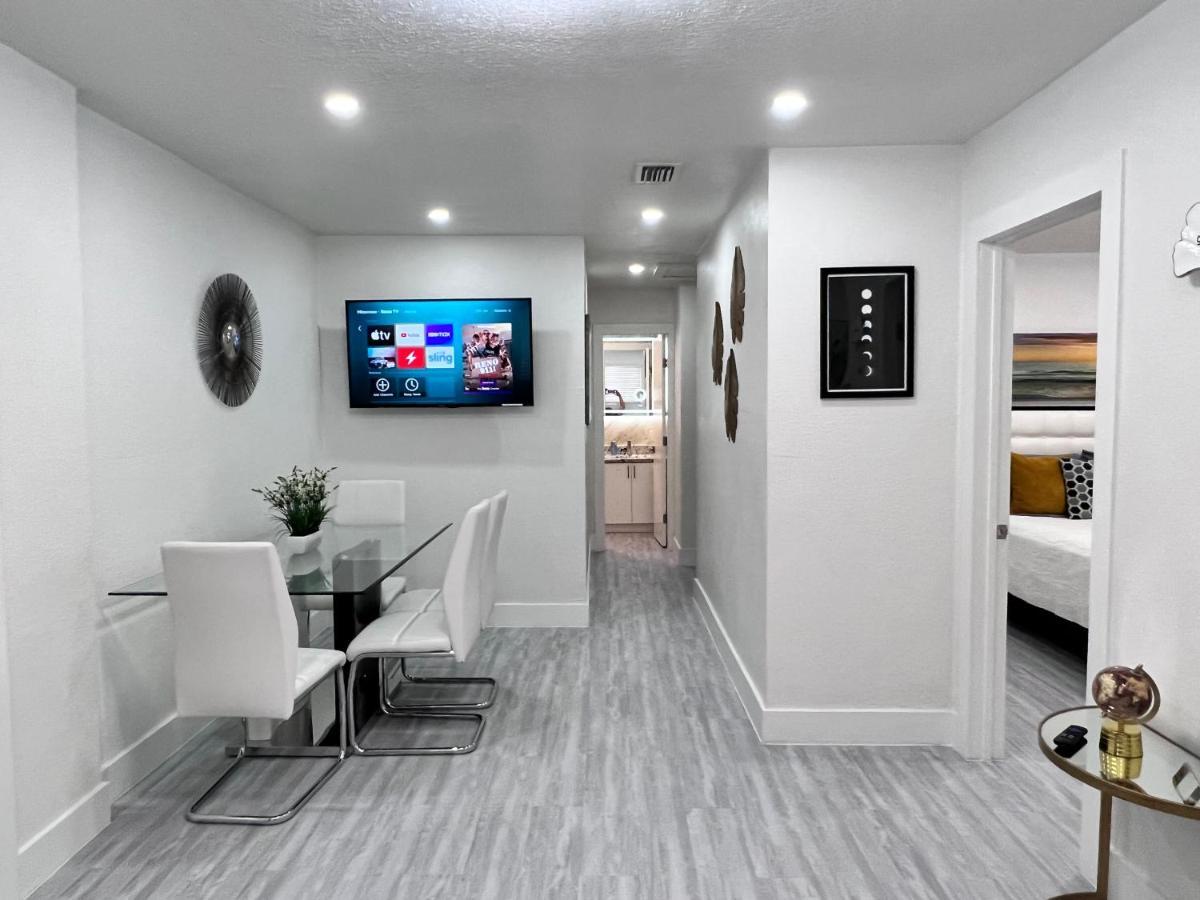 Stylish 2 Bedrooms Apartment By Miami International Airport Ngoại thất bức ảnh