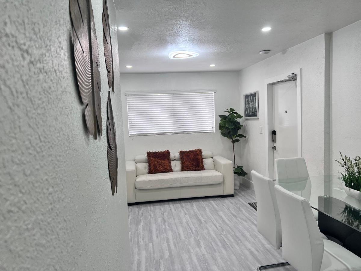 Stylish 2 Bedrooms Apartment By Miami International Airport Ngoại thất bức ảnh